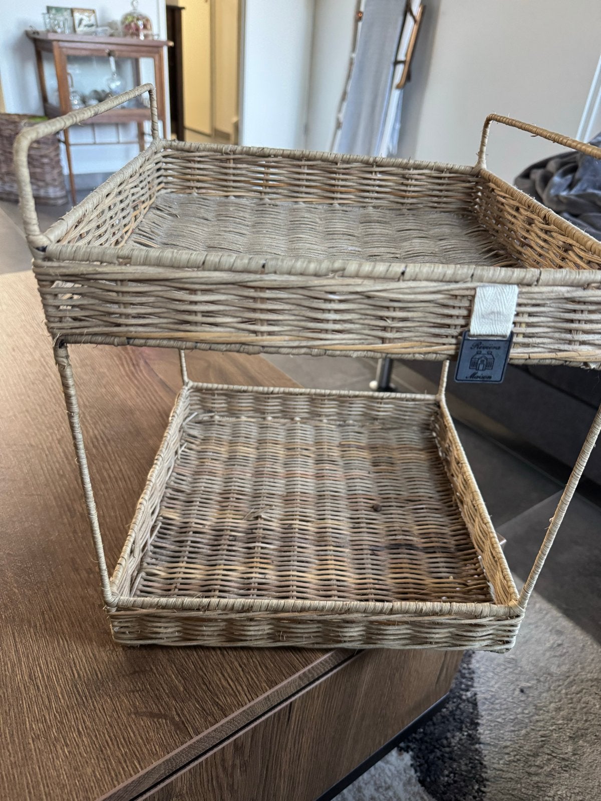 Rivièra Maison etagère van riet - 2 lagen, Ophalen, Gebruikt, Gevlochten, Overige typen