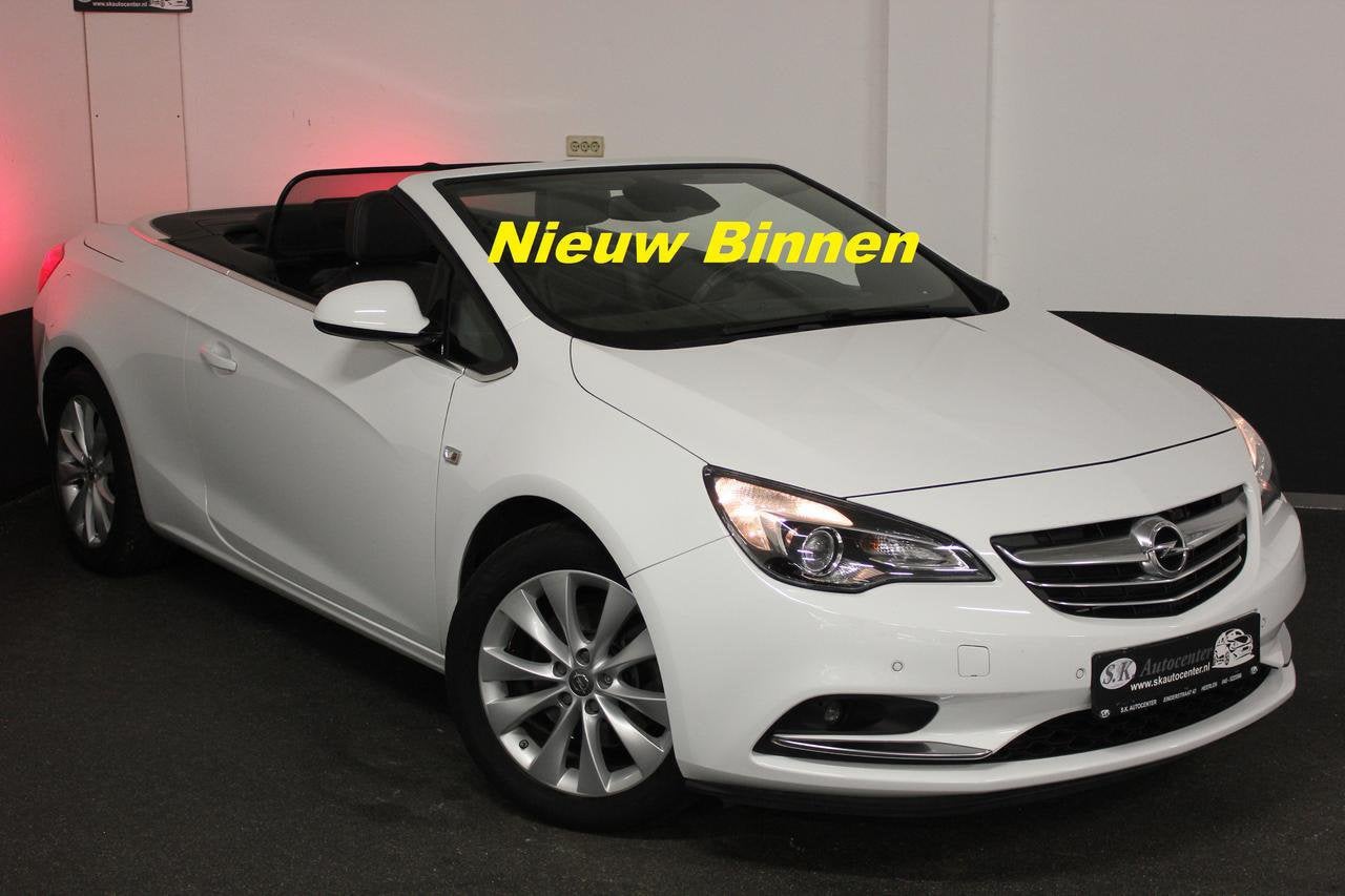 Opel Cascada 1.4T*SPORT EDITION 1E EIGENAAR*SCHITTEREND*, Gebruikt, Zwart, 4 cilinders, 4 stoelen