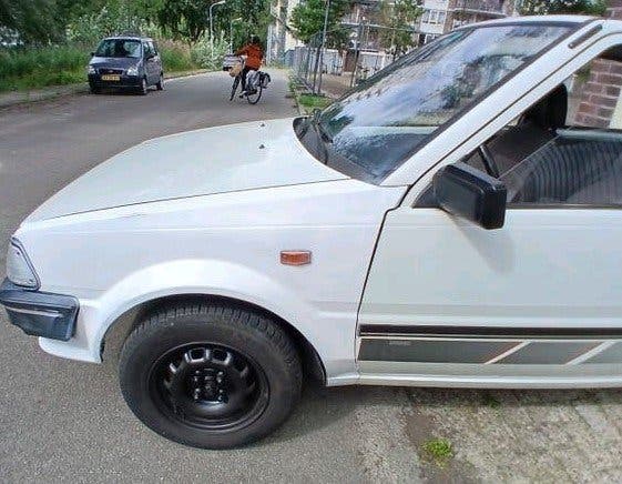 Leuke oldtimer Toyota Starlet 1.3 XL 198, foto 9
