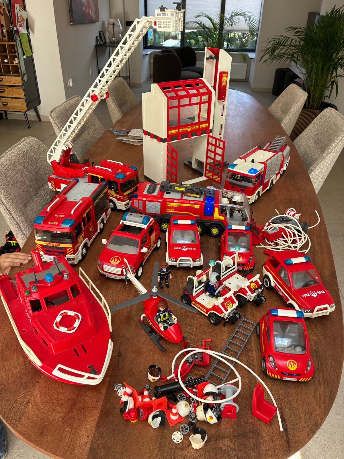 Grote Playmobil brandweer collectie met kazerne en voertuige, Ophalen of Verzenden, Gebruikt, Jongen of Meisje