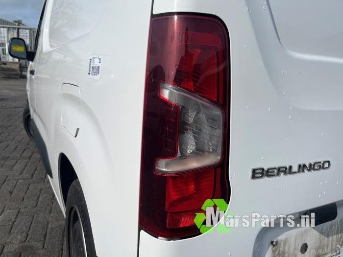 Achterlicht links van een Citroen Berlingo, Gebruikt, -, Ophalen of Verzenden, -