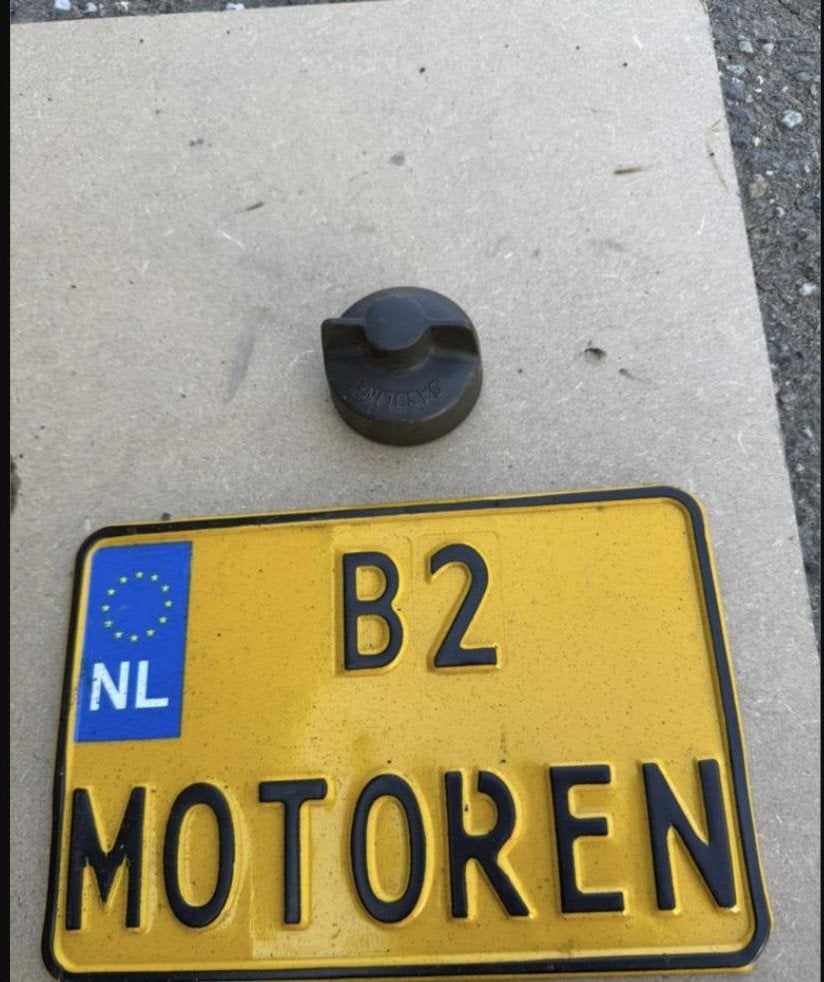 Gilera runner benzine tank dop, Ophalen of Verzenden
