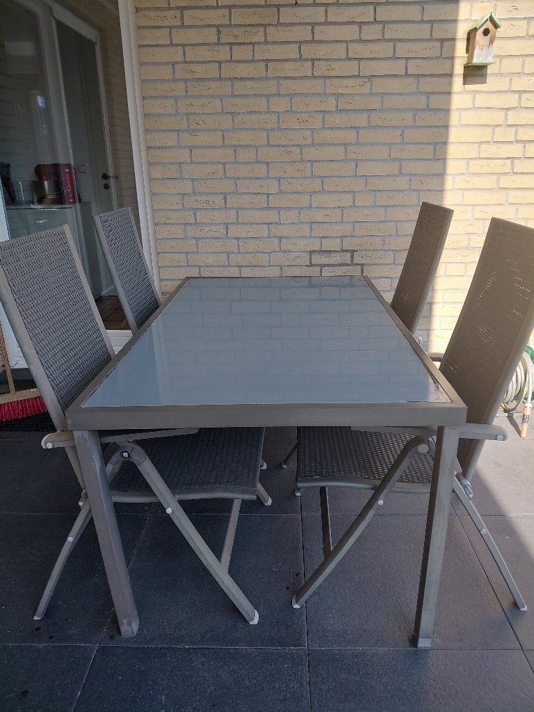 Tuinstoelen en tafel, Tuin en Terras, Ophalen, 4 zitplaatsen, Gebruikt, Aluminium