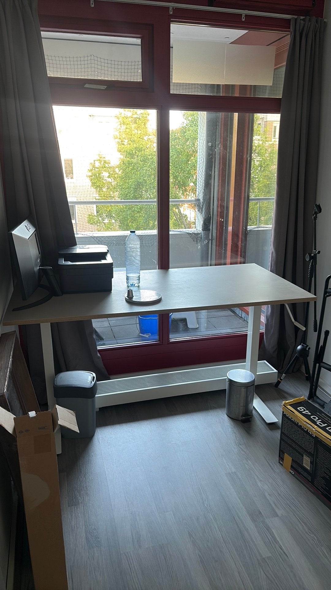 Standing desk / staande bureau / IKEA Skarsta, Ophalen, 120 cm, Zo goed als nieuw, 70 cm