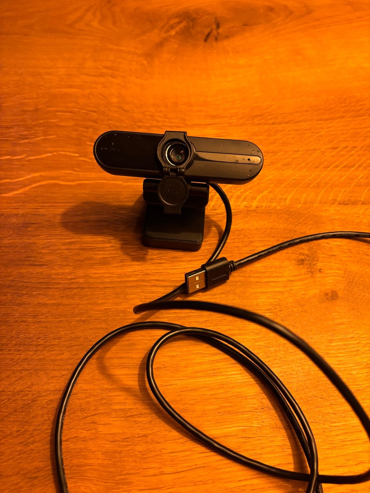 1080P Webcam Model W2A - Ideaal voor videobellen, Ophalen of Verzenden, Zo goed als nieuw, Windows, Microfoon