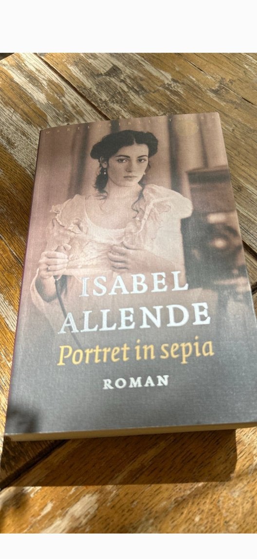Portret in Sepia-Isabel Allende, Boeken, Ophalen of Verzenden, Zo goed als nieuw