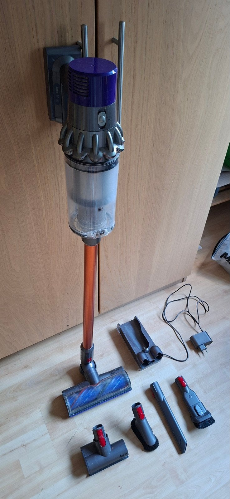 Dyson Cyclone V10 - Draadloze Steelstofzuiger