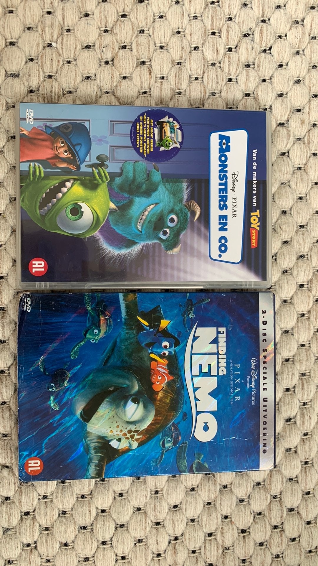 Disney Pixar DVD’s Finding Nemo en Monsters & Co, Alle leeftijden, Ophalen, Zo goed als nieuw, Amerikaans