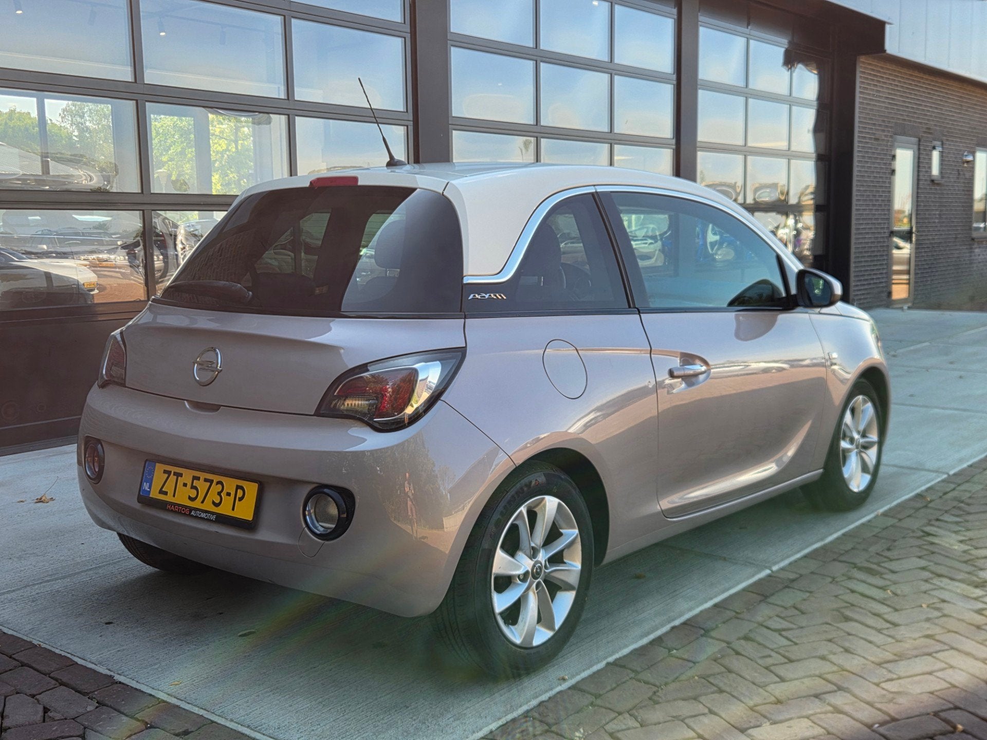 Opel ADAM 1.4 Glam | Met Sterrenhemel! |, Voorwielaandrijving, Euro 5, ADAM, 1398 cc