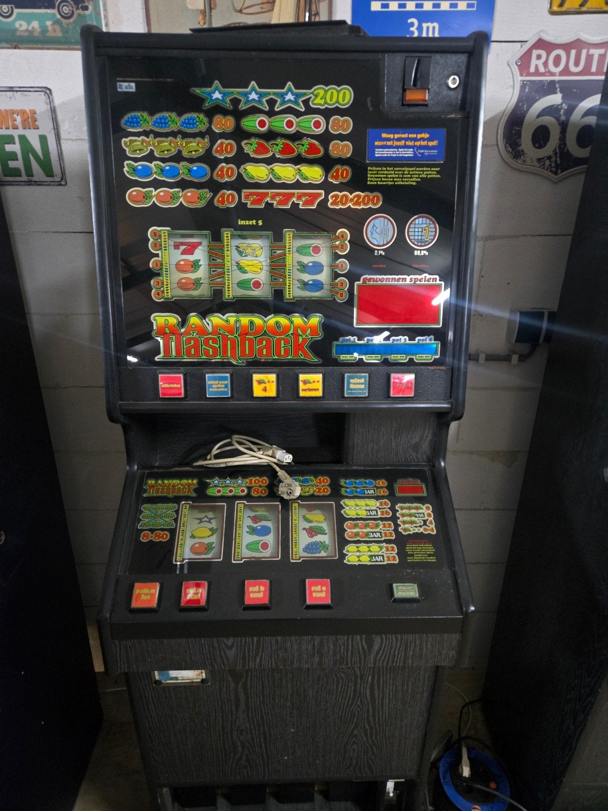 Gokkast Random Flashback Op euros, Verzamelen, Automaten | Gokkasten en Fruitautomaten, Ophalen, Gebruikt