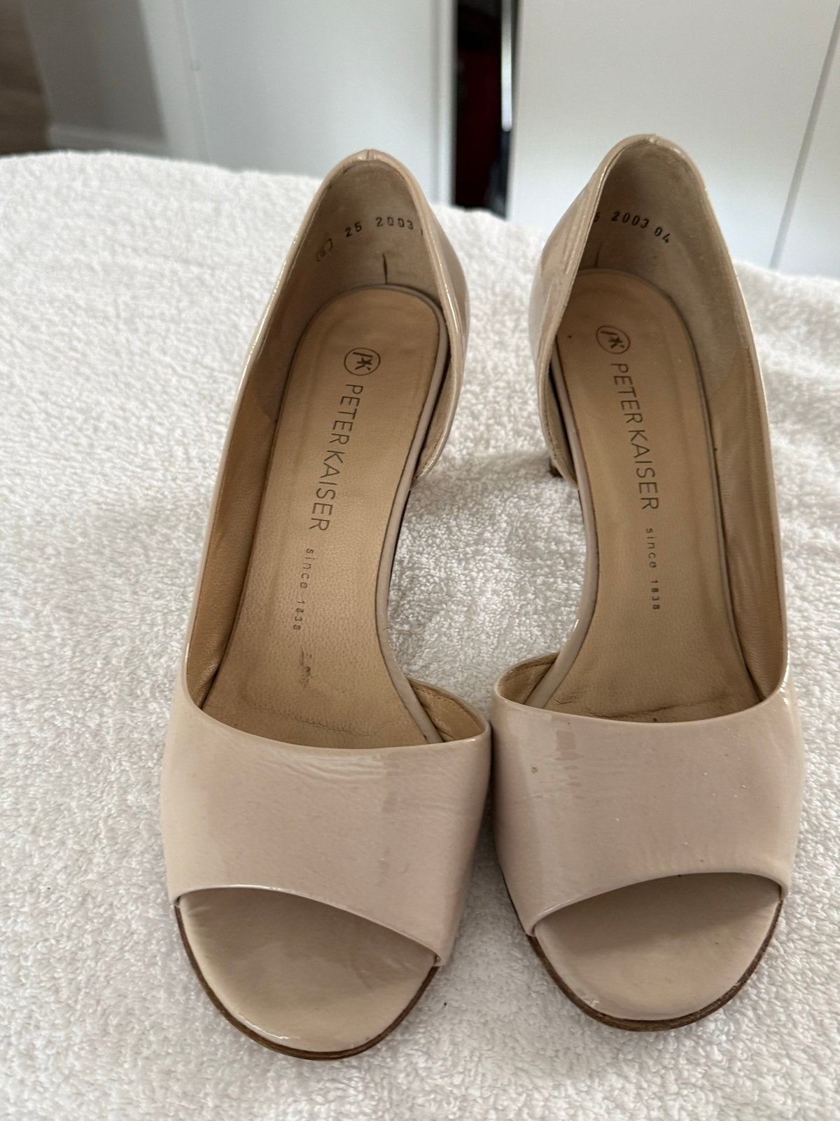 Peter Kaiser Lakschoenen - Zalmroze - Maat 38, Ophalen of Verzenden, Gedragen, Roze, Schoenen met hoge hakken