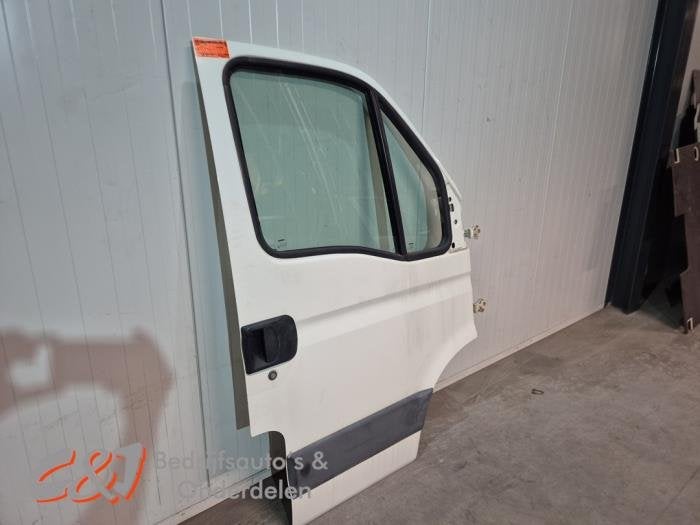 Portier 2Deurs rechts van een Iveco Daily, Gebruikt, -, -, Ophalen of Verzenden