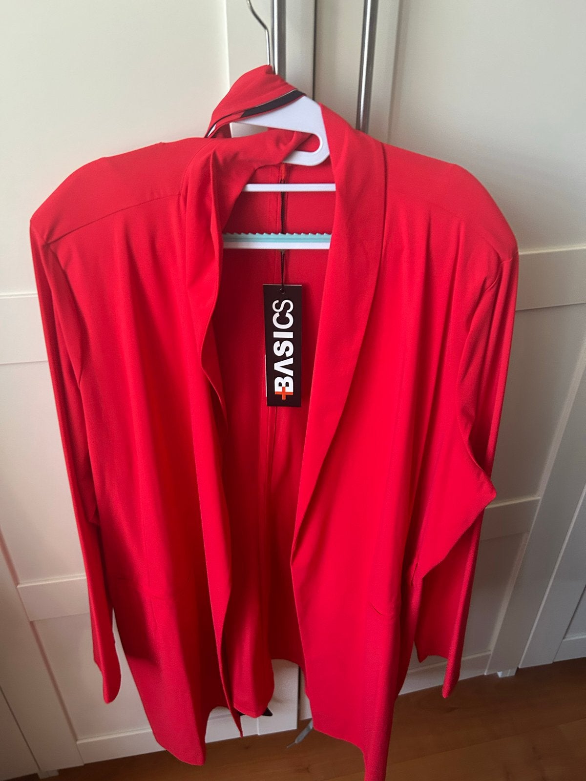 Plus Basics Jasje met Sjaalkraag - Nieuw Maat 52, Kleding | Dames, Grote Maten, Ophalen of Verzenden, Nieuw, Rood, Jasje of Colbert