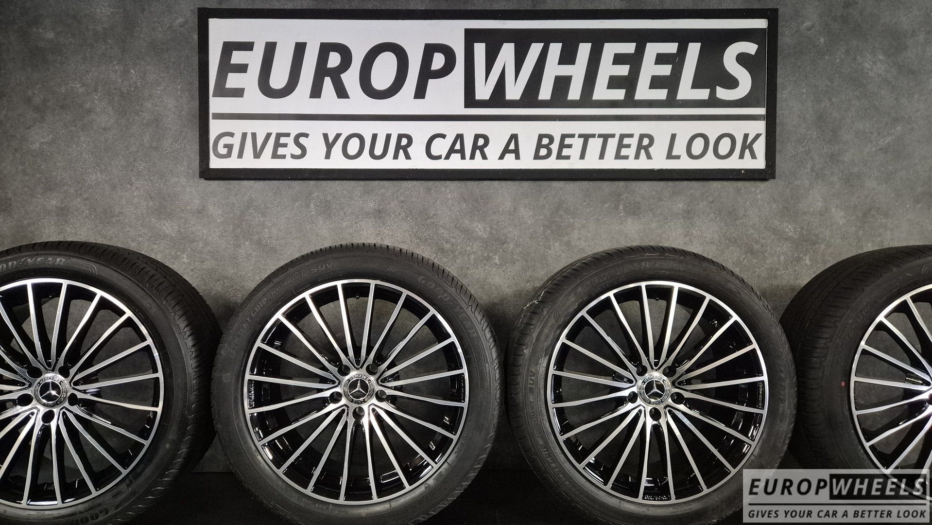 19 inch Mercedes Vito W639 W447 Zomerbanden Goodyear 245 45