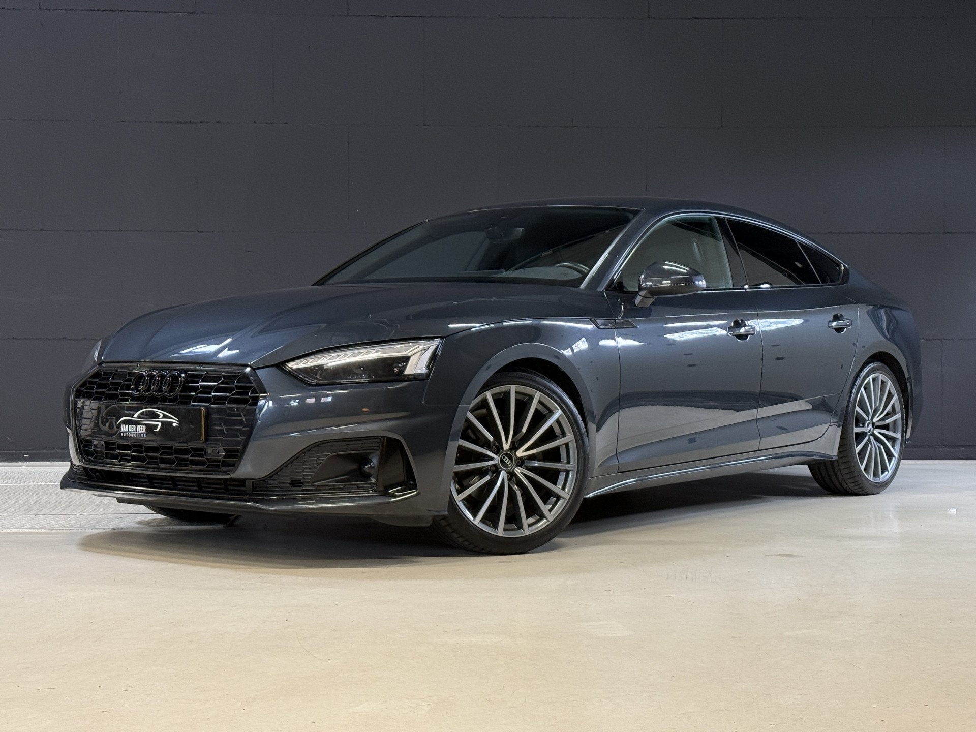 Audi A5 Sportback 35 TFSI S edition Competition | RS Stoelen, Auto's, Dealer onderhouden, Gebruikt, 4 cilinders, Hybride Elektrisch/Benzine