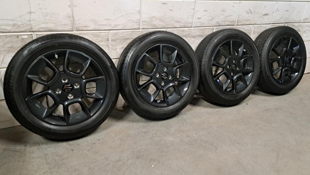 Hoogglans antraciete velgen Ignis Swift Splash 175/60/16, Auto-onderdelen, Banden en Velgen, Gebruikt, 16 inch, 175 mm, Banden en Velgen