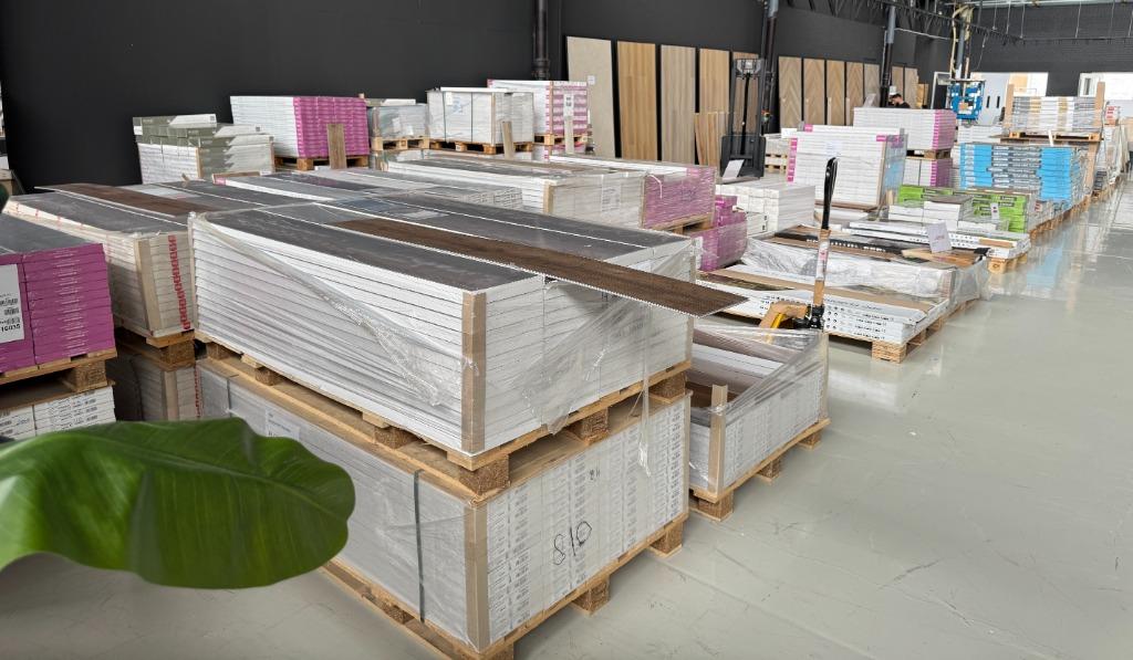 Direct ophalen | PVC laminaat vloer | Kliksysteem | Utrecht, Ophalen, Kunststof, 50 tot 150 cm, Nieuw