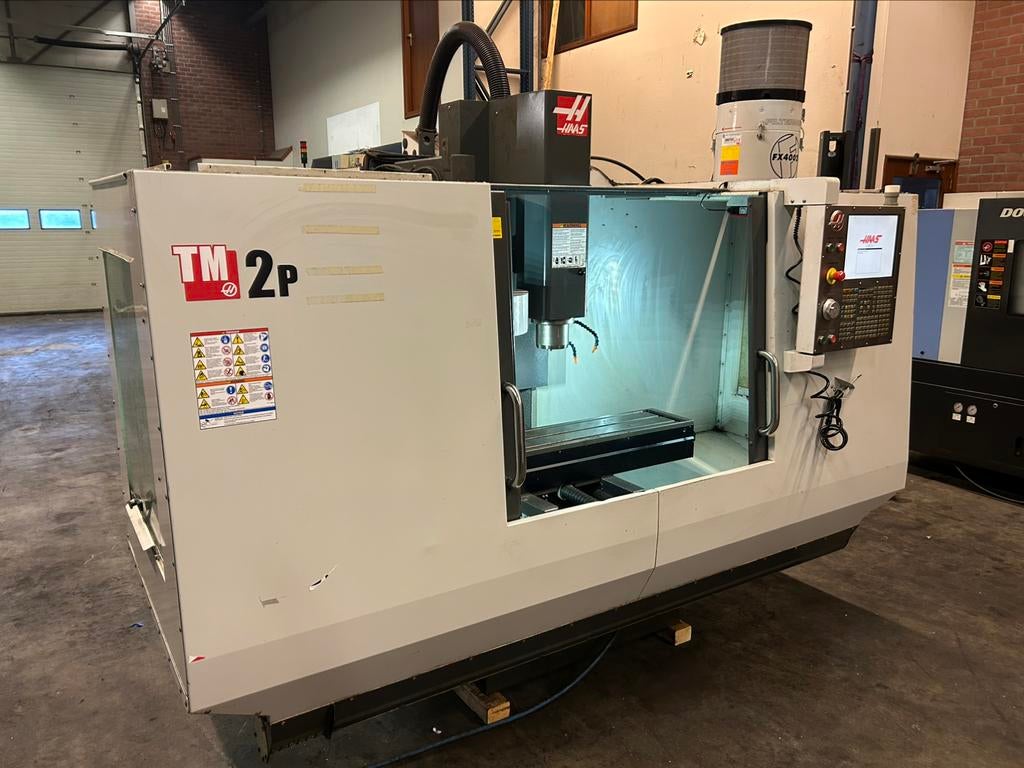 Haas TM-2P CNC Bewerkingscentrum, Ophalen, 1000 mm of meer, Zo goed als nieuw, Metaaldraaibank