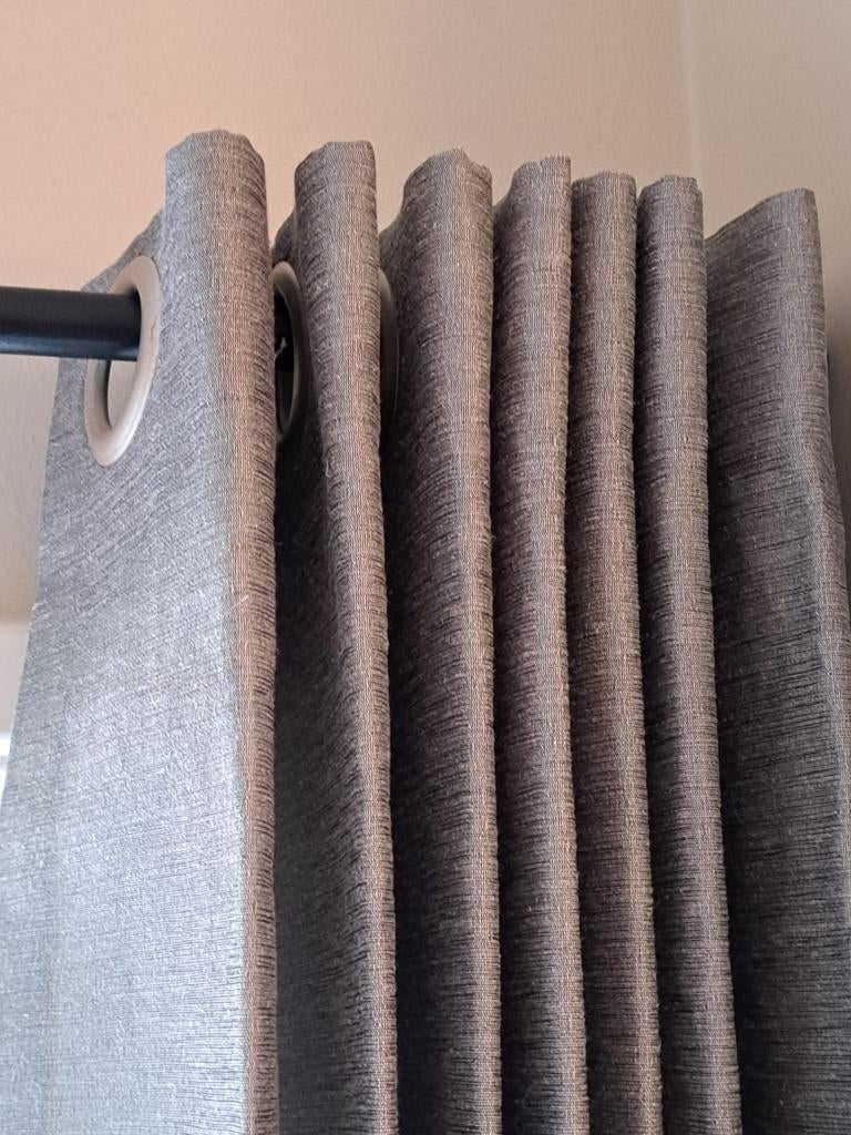 Bruin Grijze Gordijnen met Zilverkleurige Zeilringen, 100 tot 150 cm, Grijs, Ophalen of Verzenden, Zo goed als nieuw