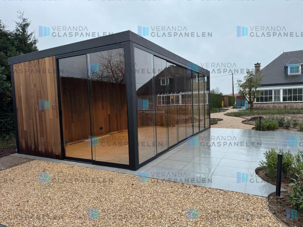 Foto 7 van Glazen schuifwanden, getint glas, helder glas