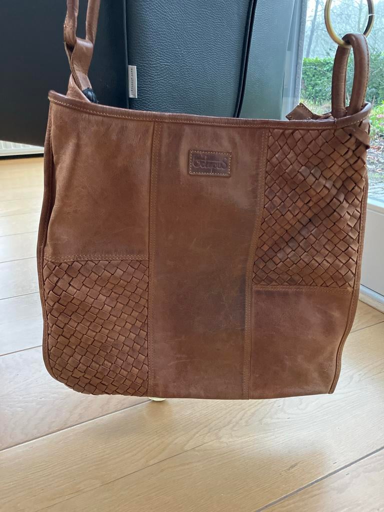 Mooie octopus tas. Grote bruine leren tas. Met veel ritsen., Ophalen of Verzenden, Gebruikt, Bruin, Handtas
