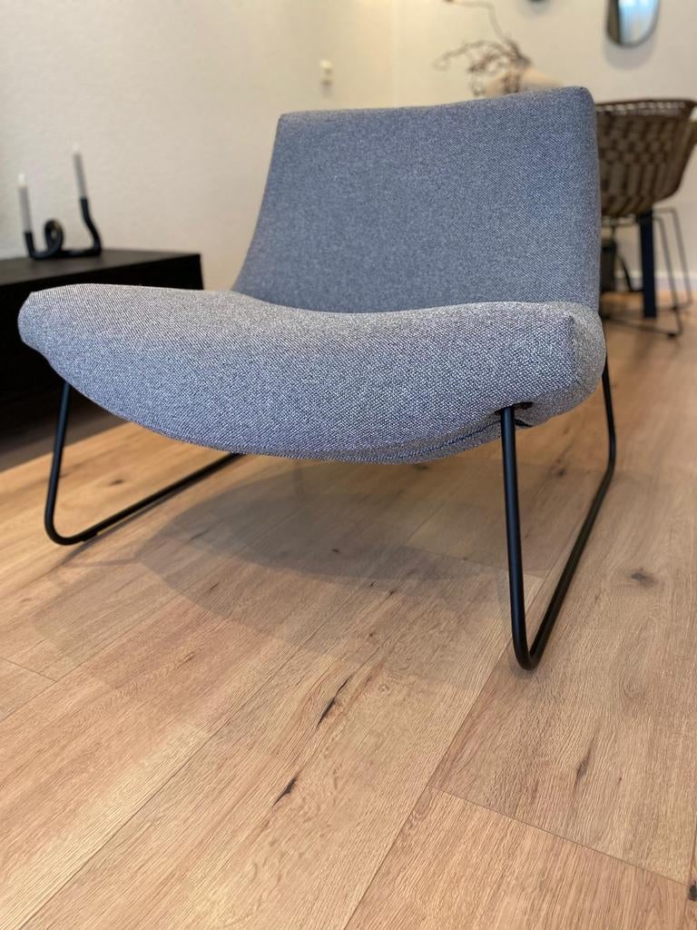 Dyyk Cielo nieuw gestoffeerd desingfauteuil, Ophalen, Gebruikt, Minder dan 75 cm, Design
