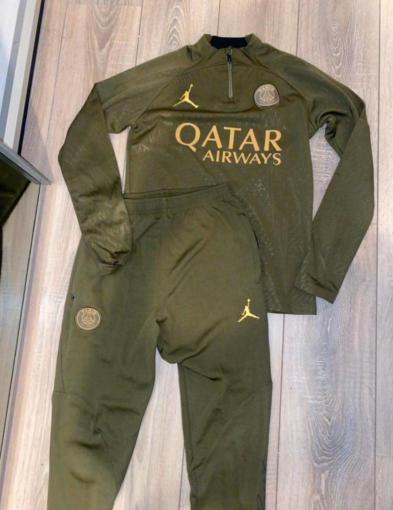 Sportkleding Set - Paris Saint-Germain, Ophalen of Verzenden, Maat 36 (S), Groen, Fitness of Aerobics