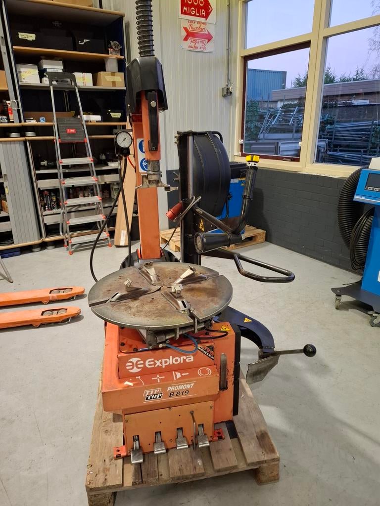 Banden machine en balanceer apparaat, Ophalen of Verzenden