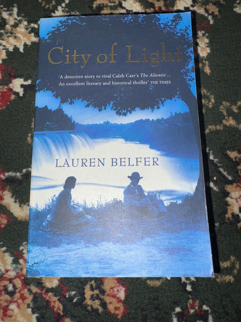 City of Light - Lauren Belfer - Detective Roman, Ophalen of Verzenden, Zo goed als nieuw, Nederland