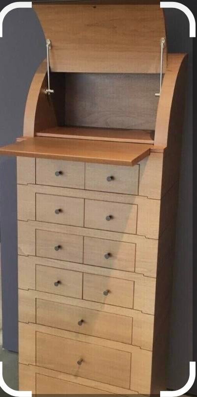 Giorgetti LIA Bureaukast - Chi Wing Lo Design, Ophalen, 50 tot 100 cm, Zo goed als nieuw, Met lade(s)