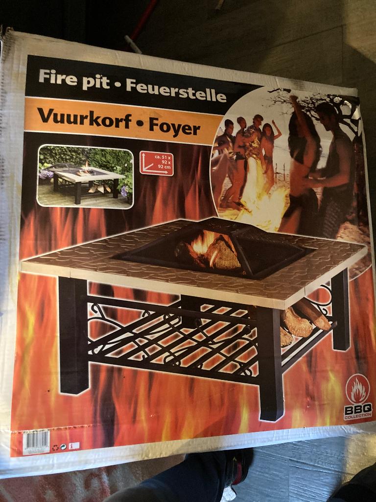 Vuurkorf tafel ( vierkant ), Ophalen of Verzenden, Nieuw, Vierkant, Metaal