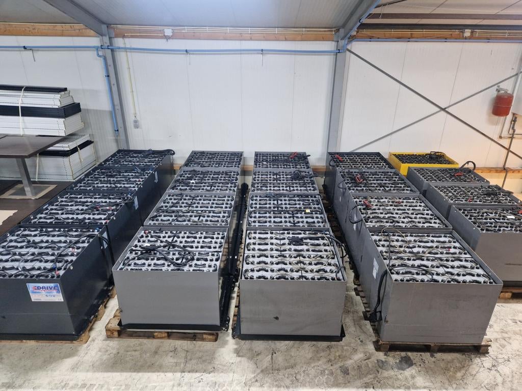 Accu's Batterijen 24v 36v 48v 80v heftruck   bj2016 - 2022, Zakelijke goederen, Machines en Bouw | Heftrucks en Intern transport