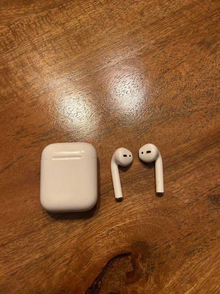 Airpods 1, Telecommunicatie, Mobiele telefoons | Oordopjes, Ophalen of Verzenden, Zo goed als nieuw