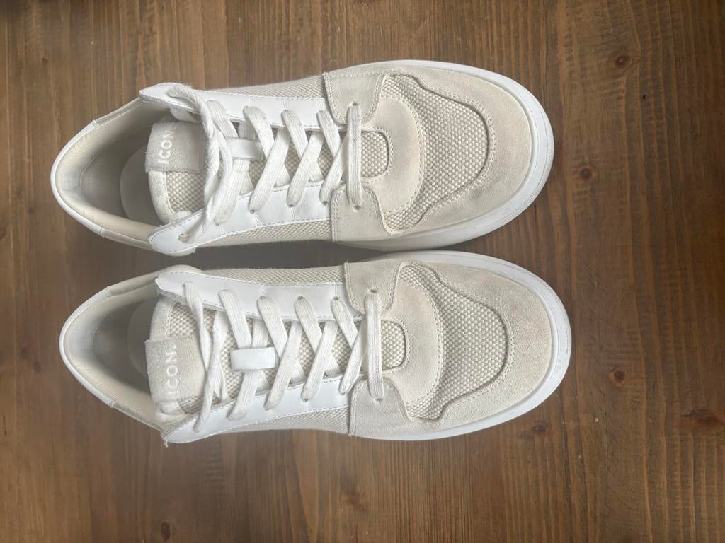 Icon Schoenen Maat 45 - Nieuwstaat, Wit, Ophalen of Verzenden, Sneakers of Gympen, Gedragen