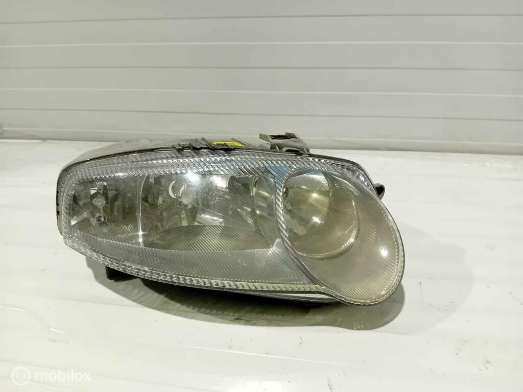 Koplamp Alfa Romeo 147 465565650, Ophalen of Verzenden, Gebruikt