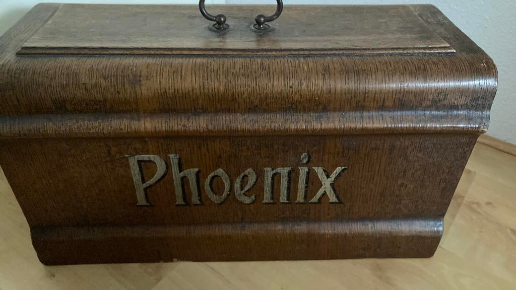 Antieke Phoenix Naaimachine met Houten Koffer, Ophalen
