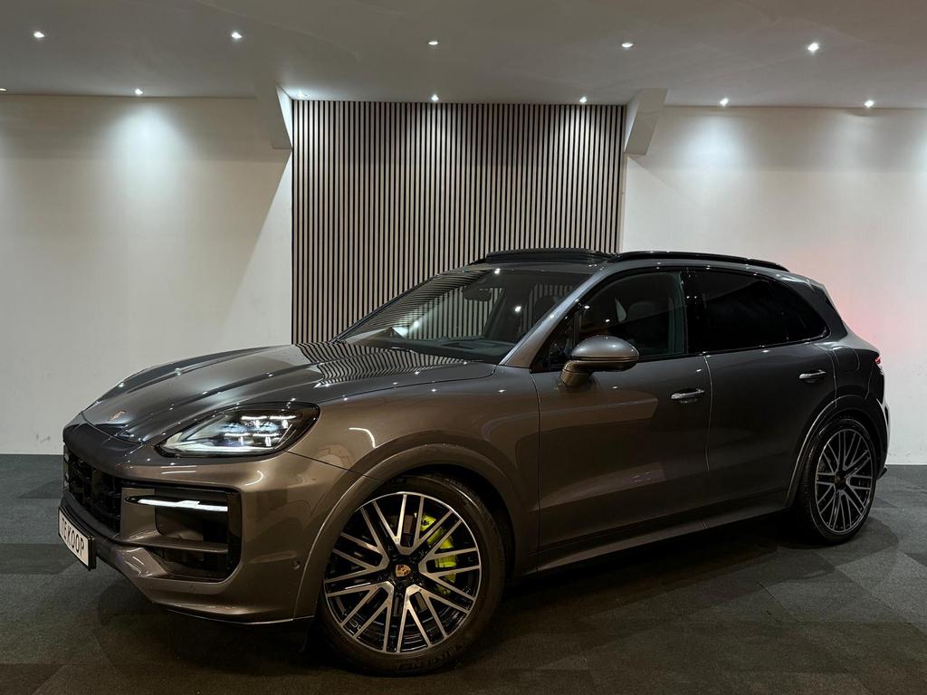 Porsche Cayenne 3.0 V6 470pk E-hybrid 2024 Sport-Design VOLL, Automaat, Cayenne, 2995 cc, Vierwielaandrijving