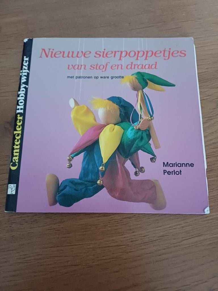 Nieuwe  sierpoppetjes  van stof en draad met patronen, Hobby en Vrije tijd, Ophalen of Verzenden, Nieuw