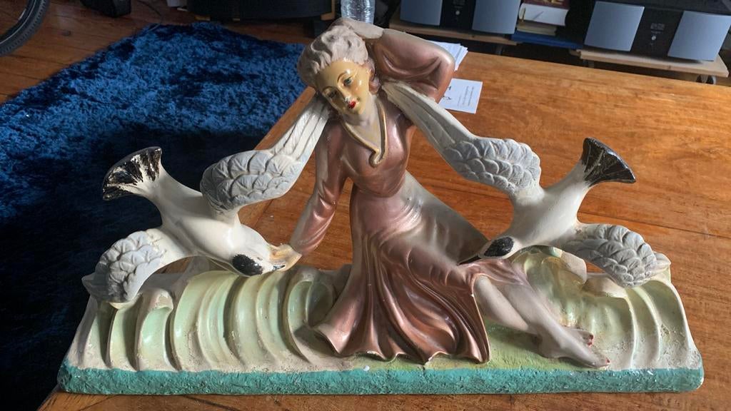 Vintage Art Deco Beeld met Zwanen, Antiek en Kunst, Ophalen of Verzenden