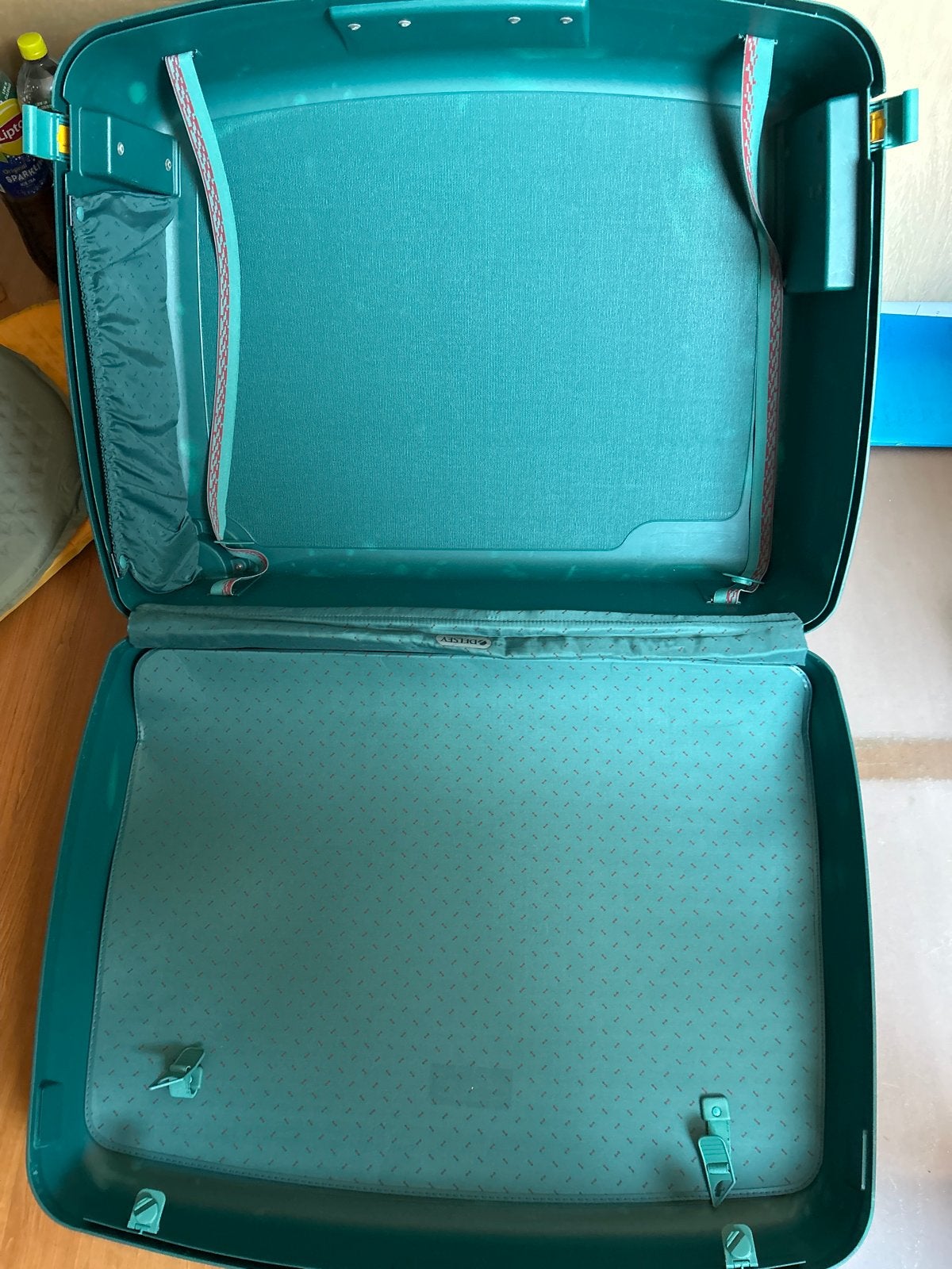 groene koffer - Hard kunststof, Gebruikt, 50 tot 60 cm, Hard kunststof, 45 tot 55 cm