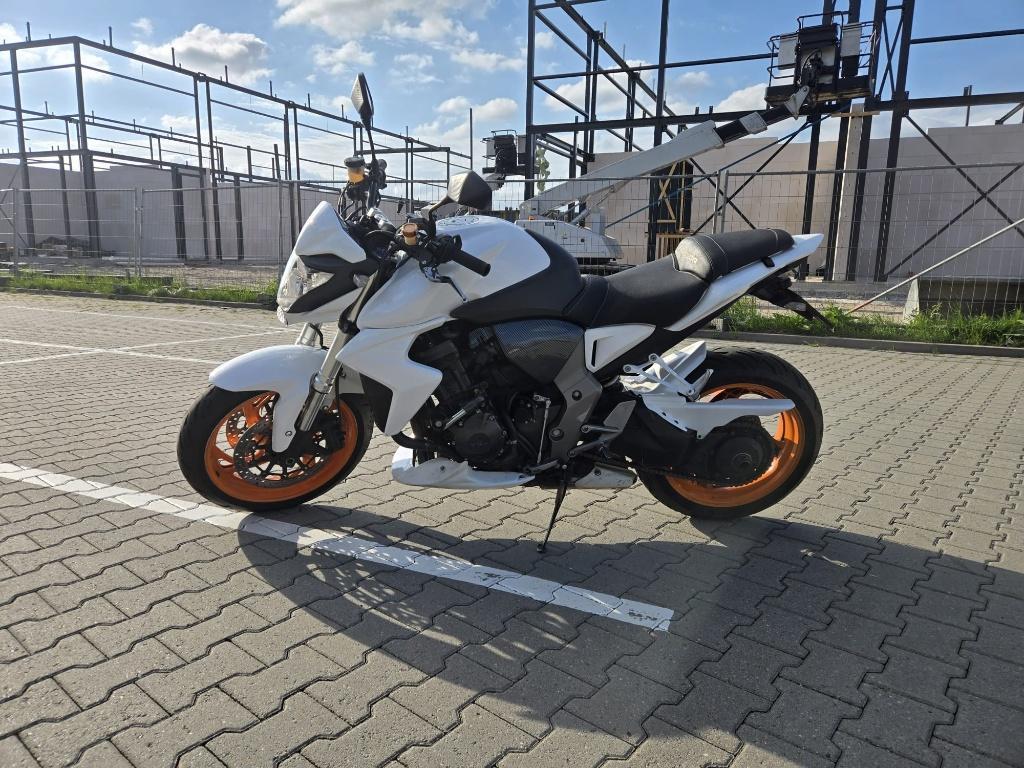 Honda CB1000R 2009 – Zeer nette staat – veel extra’s, Motoren, 4 cilinders, Motorrijbewijs A, Particulier, Handgeschakeld