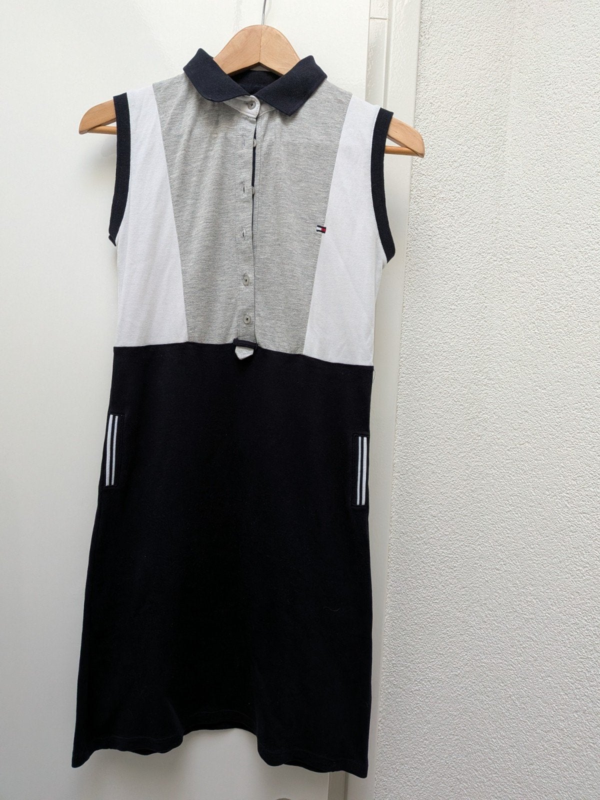 Prachtig zomer jurk Tommy Hilfiger maat 176, Kinderen en Baby's, Kinderkleding | Maat 176, Meisje, Ophalen of Verzenden, Jurk of Rok