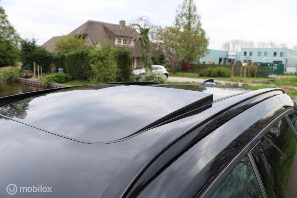Volvo XC40 1.5 T3 R-Design / Pano / Navi / Stoelverwarming, Auto's, Volvo, 1525 kg, Gebruikt, 14 km/l, Bedrijf