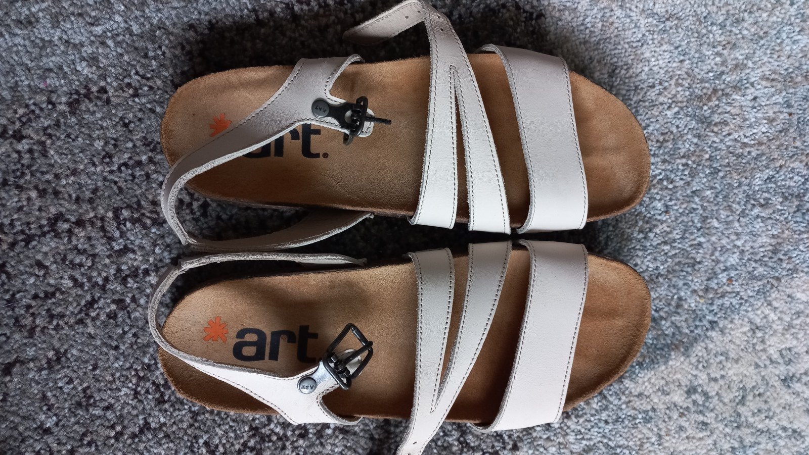 Sandalen maat 38. Merk Art., Ophalen of Verzenden, Zo goed als nieuw, Beige, Sandalen of Muiltjes