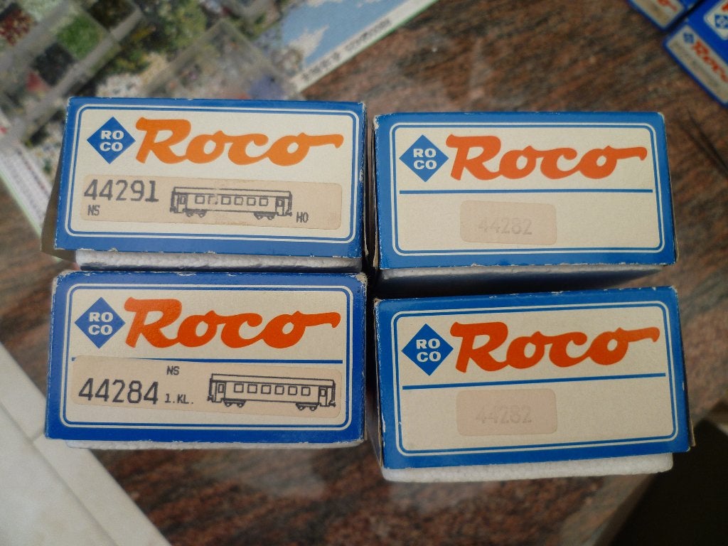 Roco NS wagens met wisselstroom wielen, Hobby en Vrije tijd, Modeltreinen | H0, Wisselstroom, Wagon, Ophalen of Verzenden, Roco