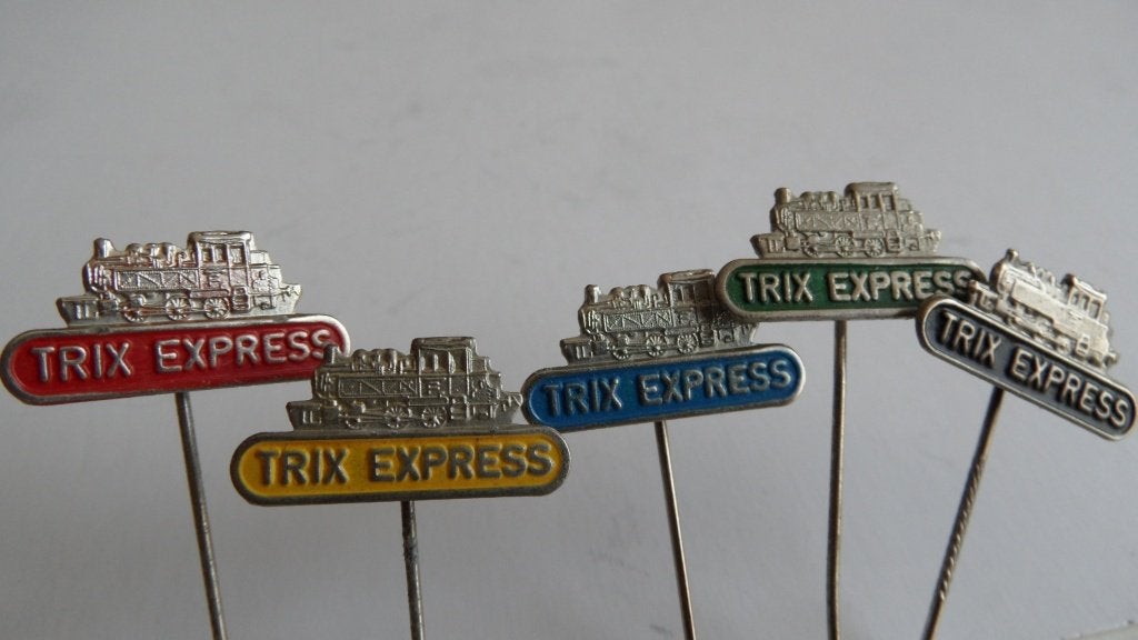 Trix express treinen spoorwegen speldjes 5 x, Verzenden, Gebruikt, Transport, Speldje of Pin