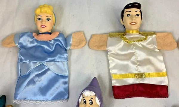 Disney Assepoester Handpoppen Set 6 Figuren AH poppenkast, Coolsingel 104, 3011 AG Rotterdam, Netherlands, Assepoester of Belle