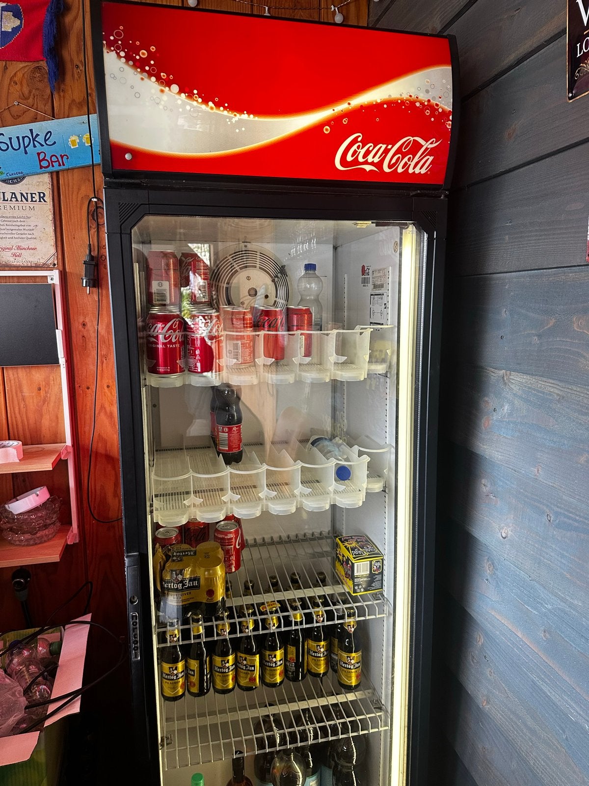 Coca-Cola koelkast met glazen deur - Ideaal voor horeca, Ophalen, 200 liter of meer, 60 cm of meer, 160 cm of meer