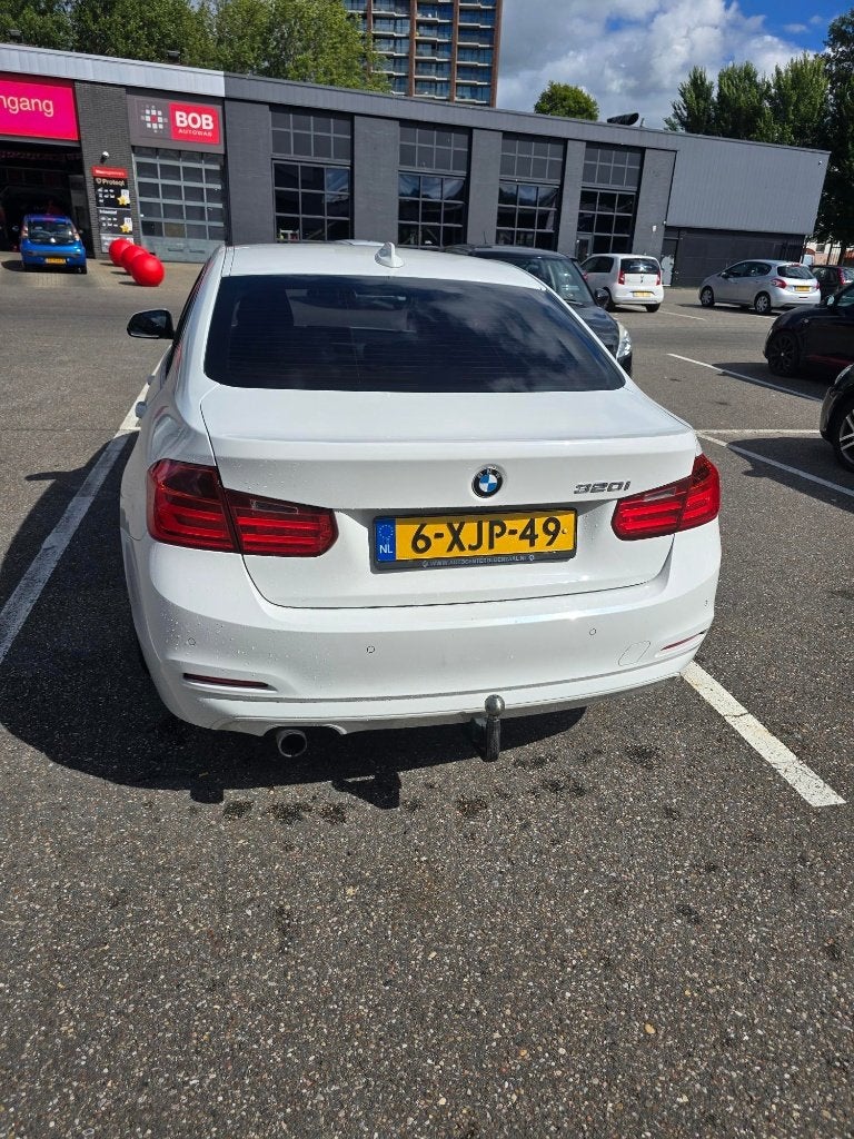 BMW 3-Serie 1.6I 320EDE 125KW Aut8 (f30) 2014 Wit, Zwart, 4 cilinders, Wit, Origineel Nederlands