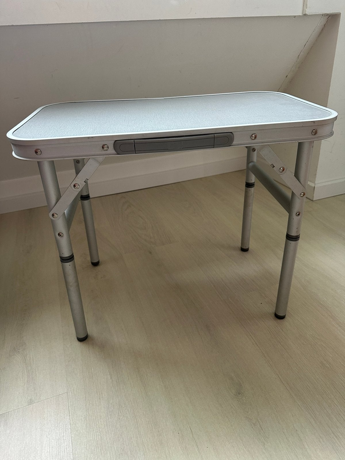 Kampeertafel, Ophalen, Zo goed als nieuw, Campingtafel